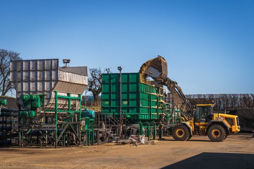 Muck Handling & Bulk Handling